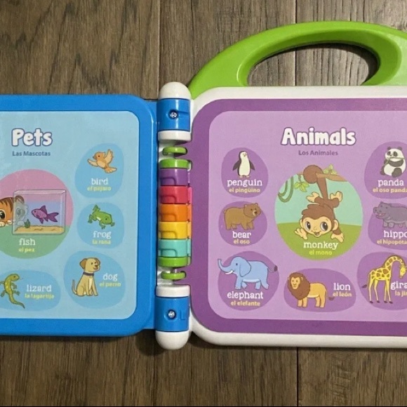 Leap Frog Learning Friends 100 Words Book works great English Spanish - Picture 3 of 9